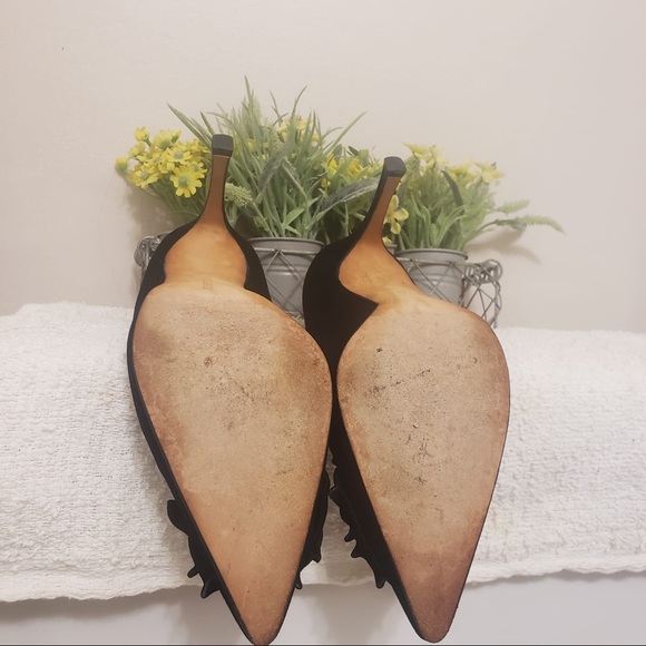 Manolo Blahnik Black Velvet Pumps - Picture 8 of 8